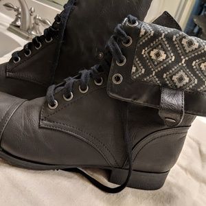 Axtec combat boots (can unfold for solid black)